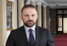 Trwają prace nad nowym systemem poboru opłat drogowych. Od 2021 roku będzie oparty na geolokalizacji i pozwoli płacić np. smartfonem