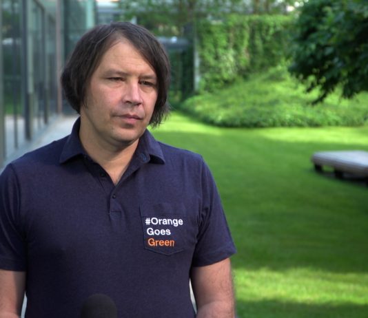 Orange deklaruje neutralność klimatyczną do 2040 roku. Operator już wprowadził na polski rynek pierwszą w pełni neutralną dla klimatu usługę telekomunikacyjną