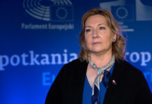 Zaufanie do UE deklaruje 58 proc. Polaków. Większość Europejczyków postrzega ją jako stabilne miejsce na tle niespokojnego świata