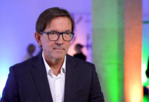 Kadry medyczne nie nadążają za starzeniem się społeczeństwa. Brakuje nie tylko lekarzy i pielęgniarek, ale i menedżerów