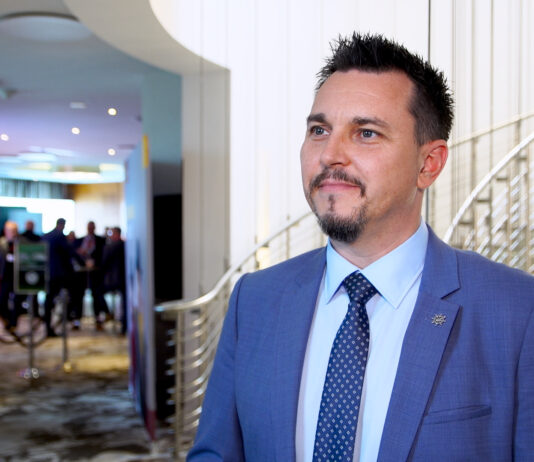 Sektor energetyczny przyspiesza wdrażanie rozwiązań AI. Bez odpowiedniego zarządzania zwiększa to podatność infrastruktury krytycznej na ataki